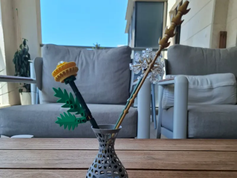 vase with holes for set 30701