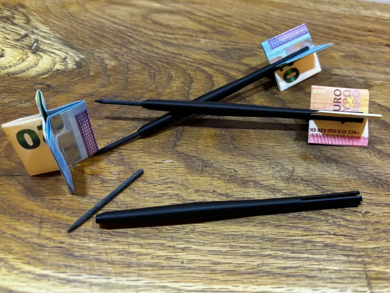 Geschenkidee Dartpfeil als Geldgeschenk