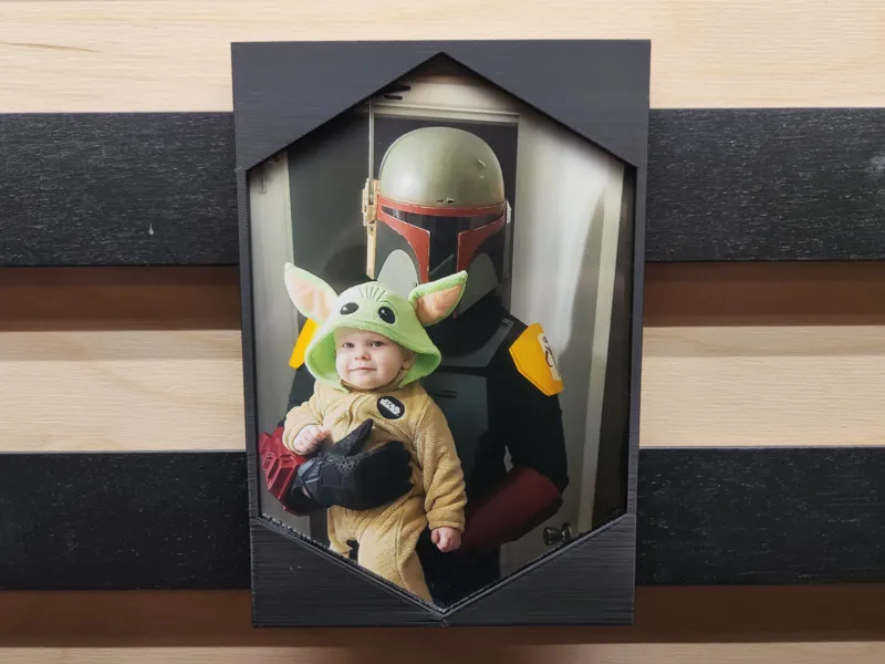 French Cleat 4x6 Vertical Picture Frame