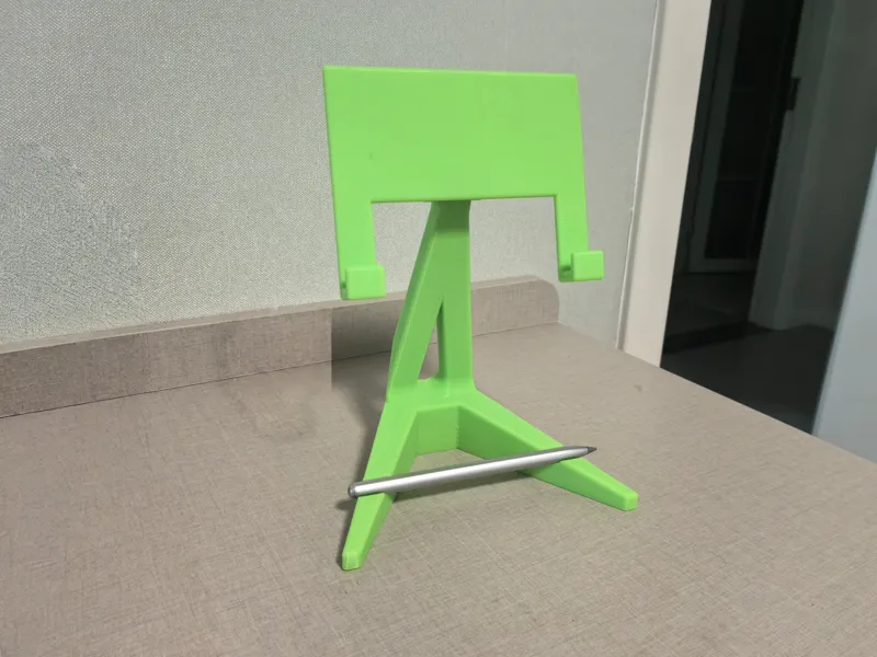 增高平板支架 带笔槽 Elevated tablet stand with pen holder