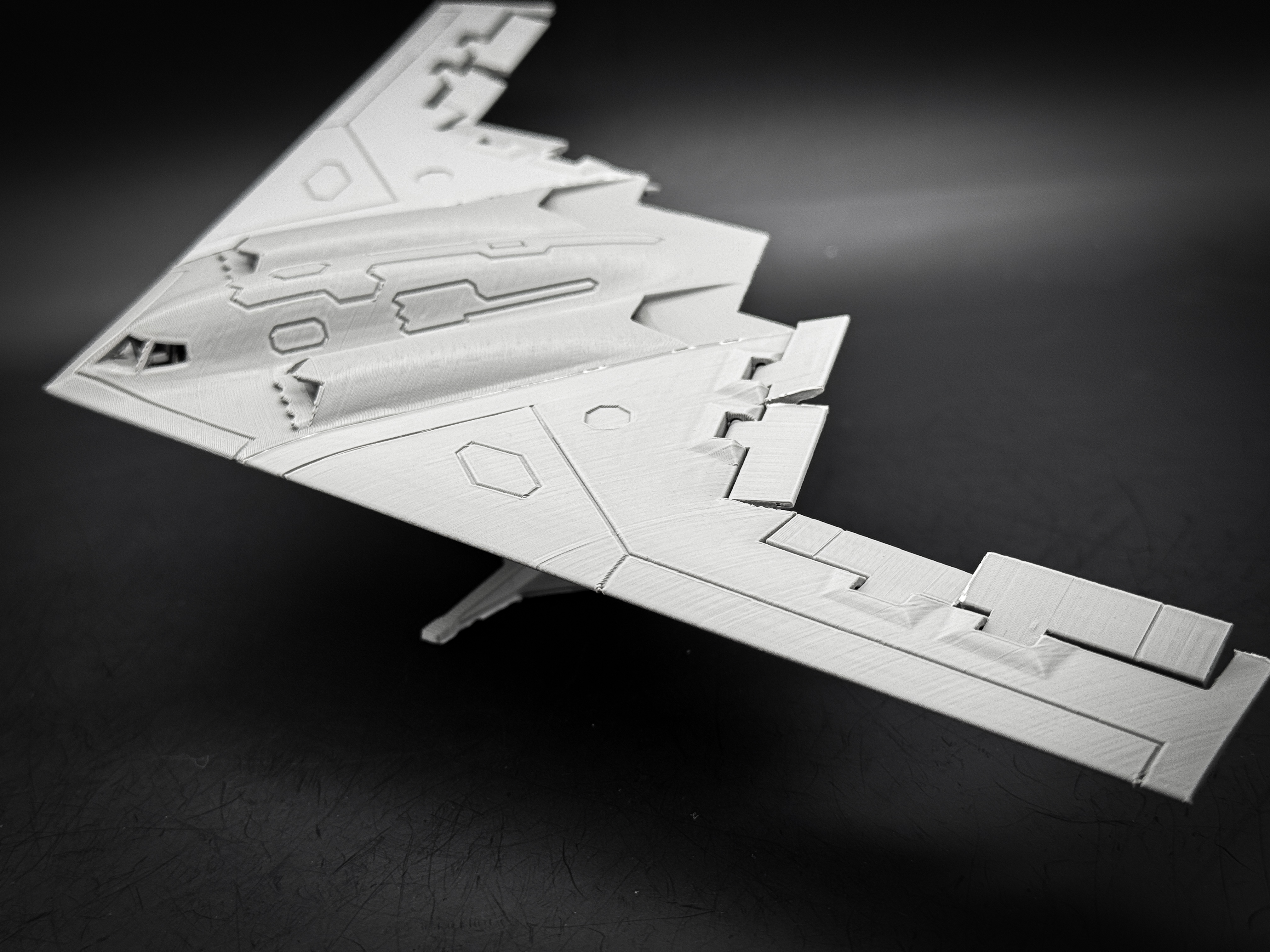 3Dプリント B-2（スピリット）ステルス爆撃機 - 無料3Dモデル -MakerWorld