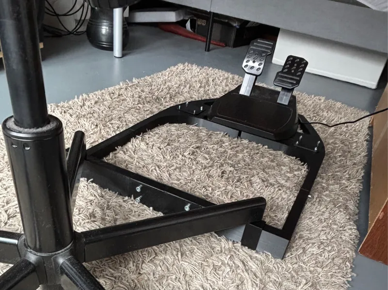 Thrustmaster TMX pedal connector