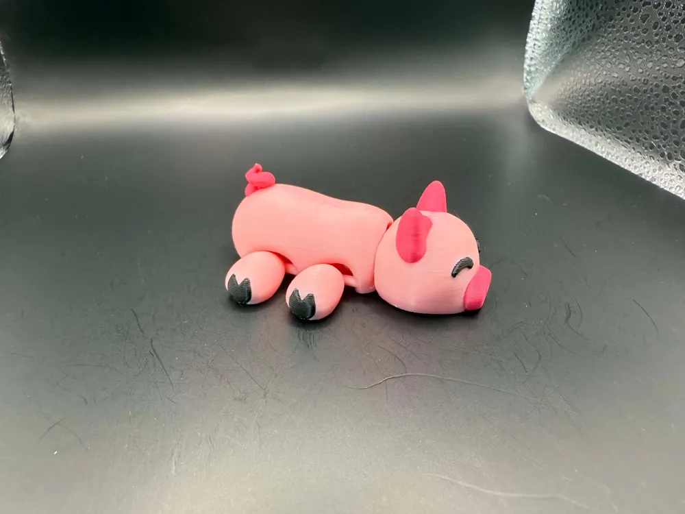 Cute Tiny Flexi Pig - Free 3D Print Model - MakerWorld