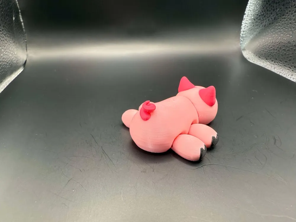Cute Tiny Flexi Pig - Free 3D Print Model - MakerWorld