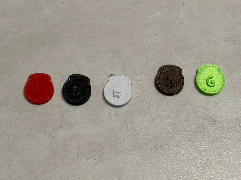 Spice bags for Goa, colorblind-accessible