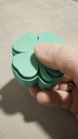 Four Leaf Clover Fidget Clicker