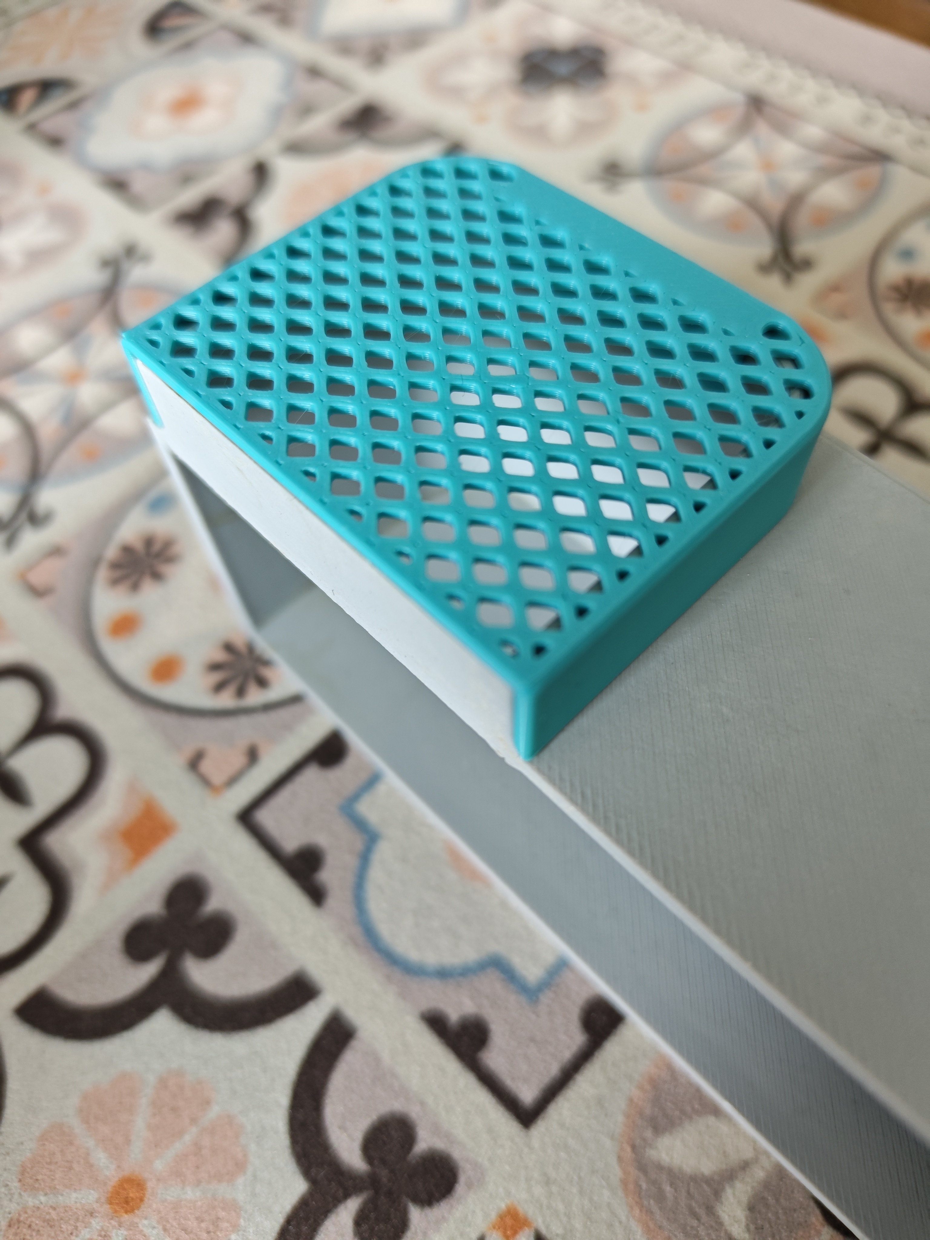 Miniatura 2 do modelo 3D 躲避屋-转角隧道