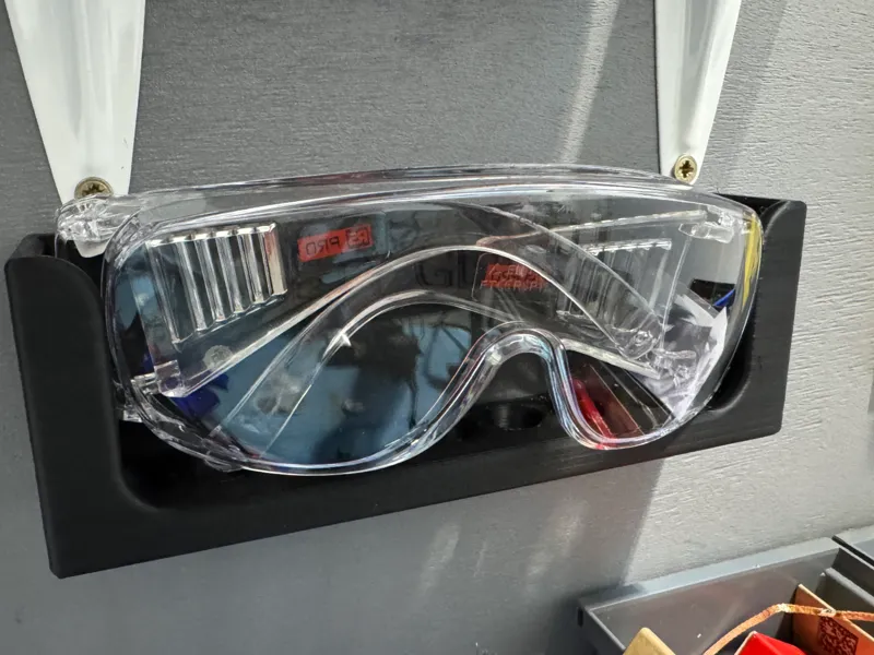 Safety Glasses Holder for RS 589-578