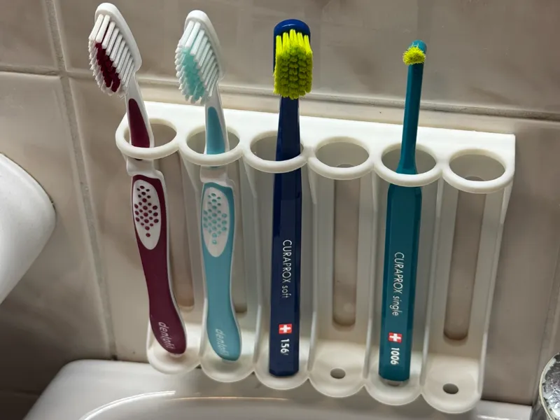 Wall-Mounted Toothbrush Holder (6 Slots)