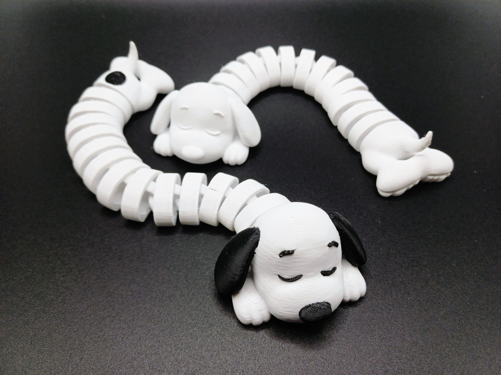 Flexi Snoopy (dachshund version)