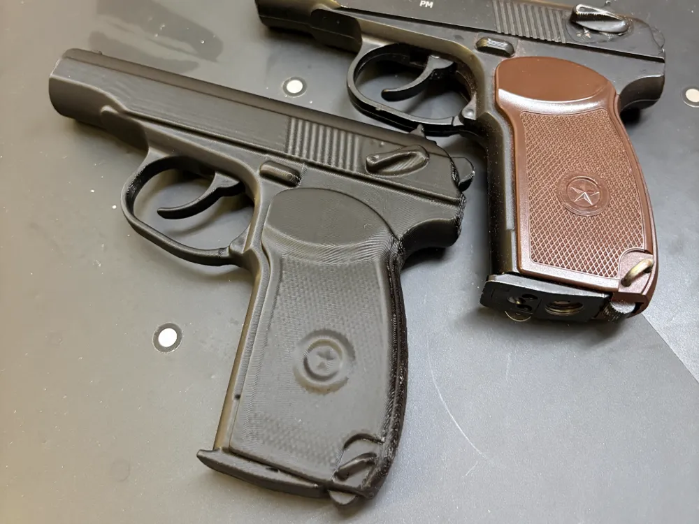 Modelo para impresión 3D: PM-Style (Makarov) Training Pistol Replica. Referencia del modelo original.