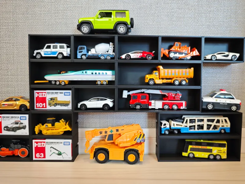 Tomica Box Modular Display – 6-Direction Stackable