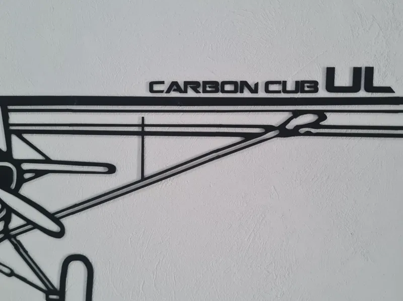 Carbon Cub UL Text