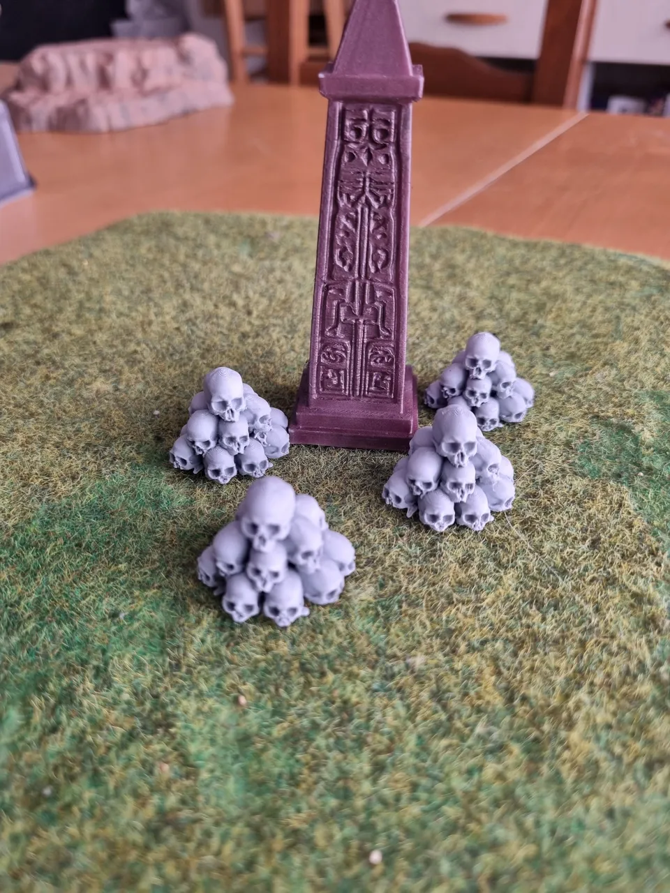 Pile of Skulls – Diorama, Decor & Wargame Terrain view 2