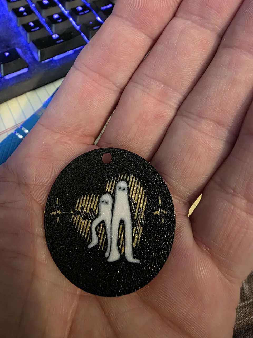 fresno crawler keychain / earring view 2