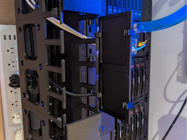 https://makerworld.bblmw.com/makerworld/model/US99edd3550f7a31/design/2025-12-29_3fe5a7379abba.jpg