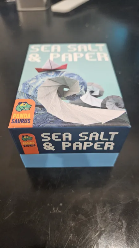 Sea Salt & Paper (support sleeved cards)