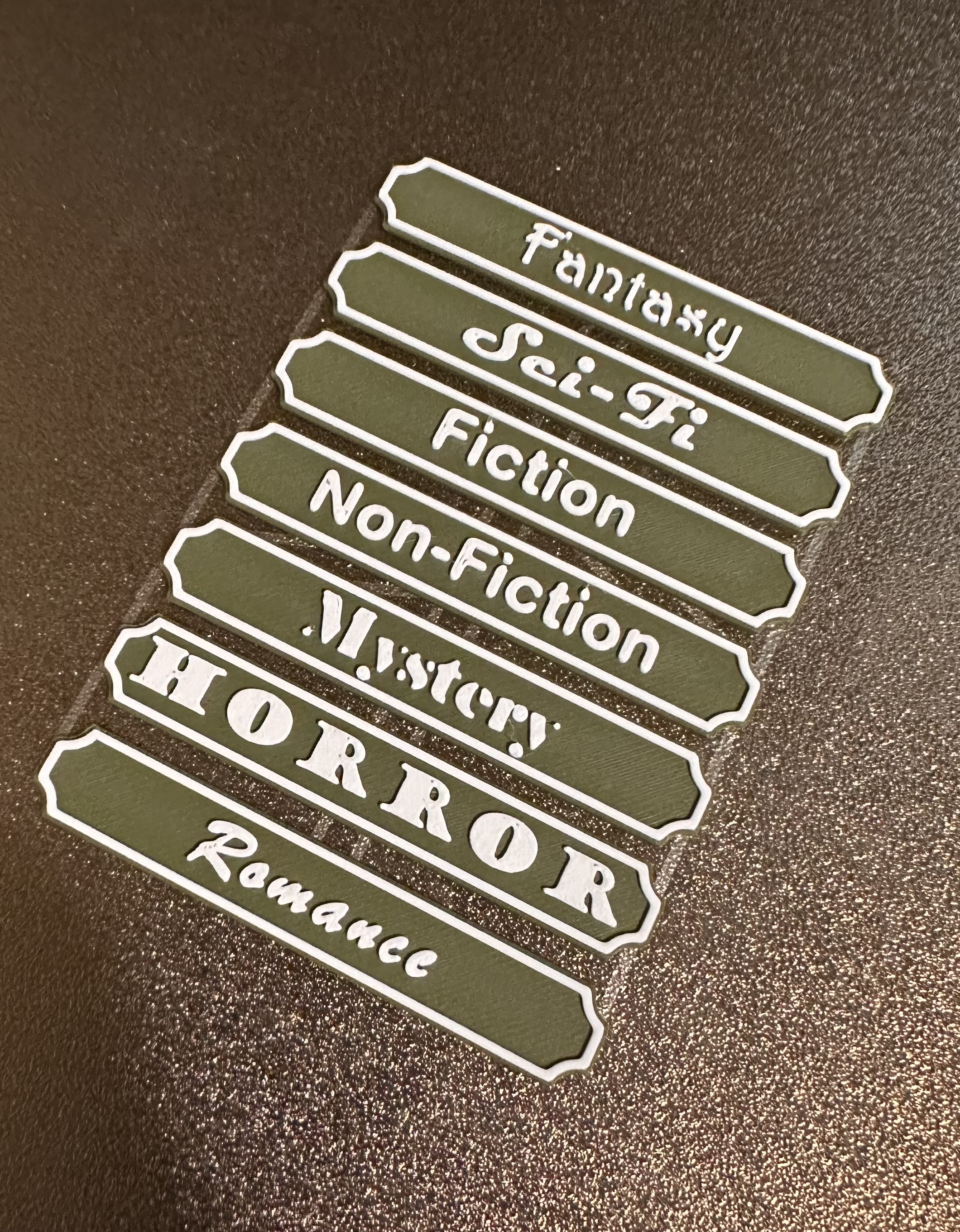 Miniatura 1 do modelo 3D Book Shelf Labels