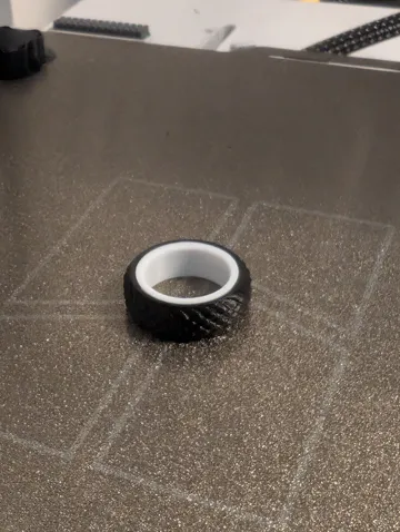 Objeto manipulable: Custom Parametric Fidget Ring Maker — vista de referencia 4