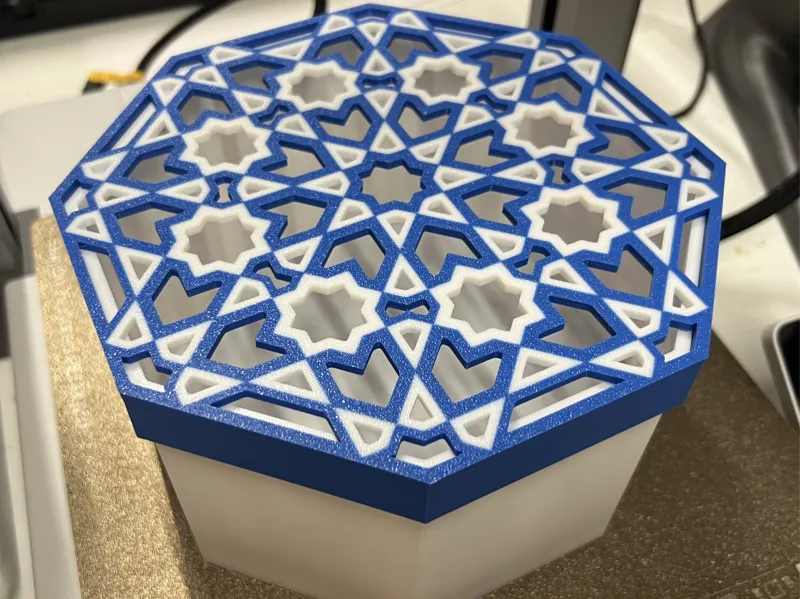 Beautiful Islamic Geometric Pattern Large Gift Box