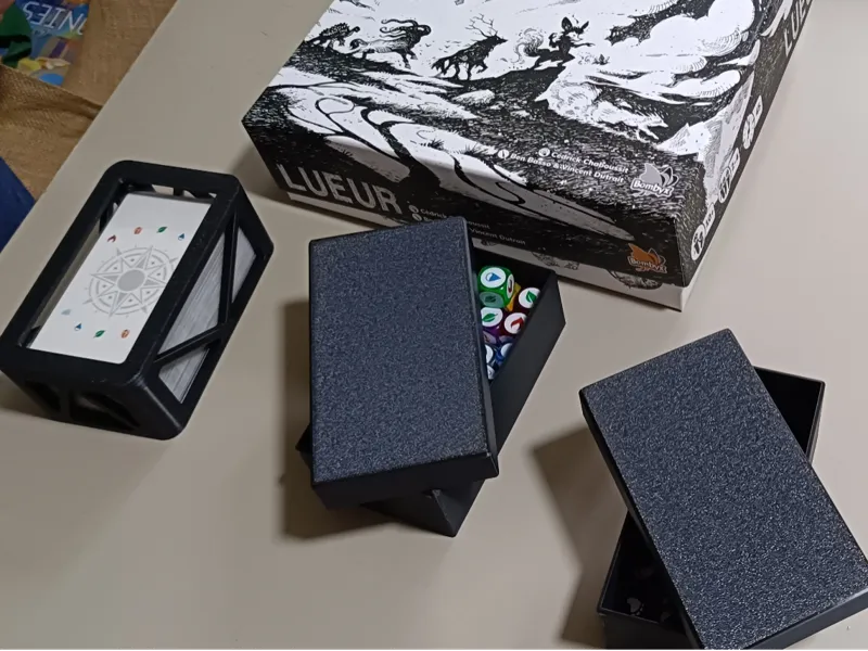boites de rangement du jeu LUEUR