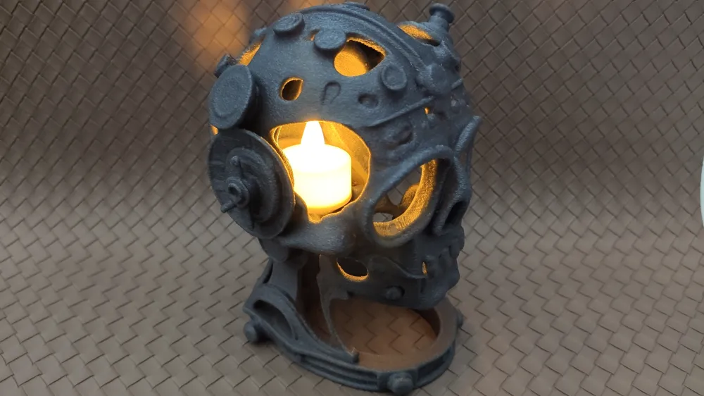 Bright Idea Light up Steampunk Skull Ornament 17cm main image 1