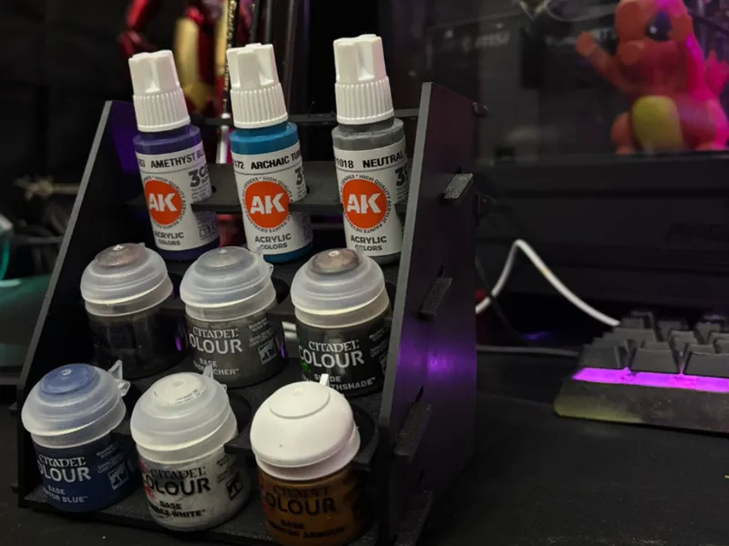 Parametric display stand for Acrylic Colors