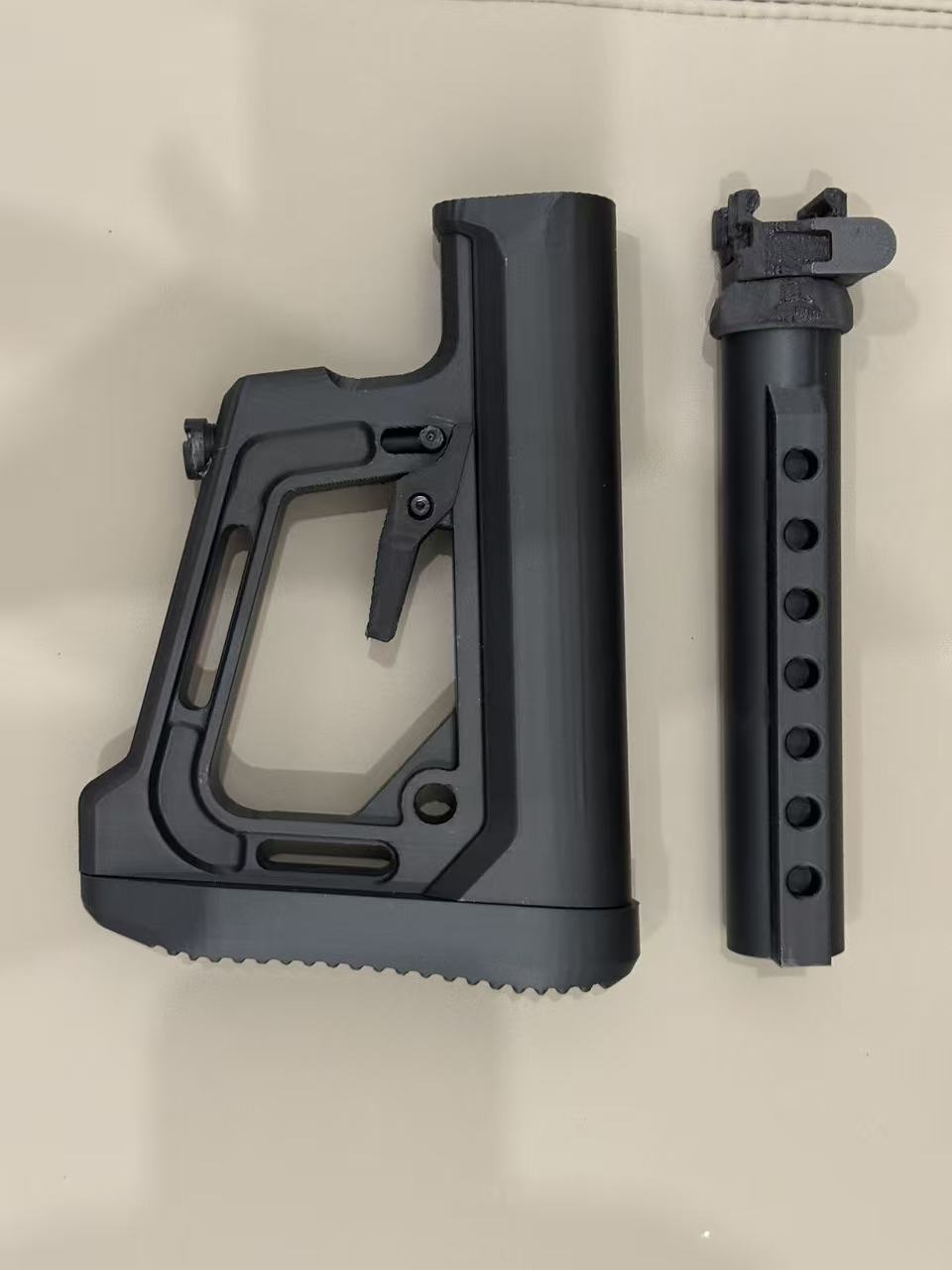 Miniatura 2 do modelo 3D 三角洲行动-CT增强型后托