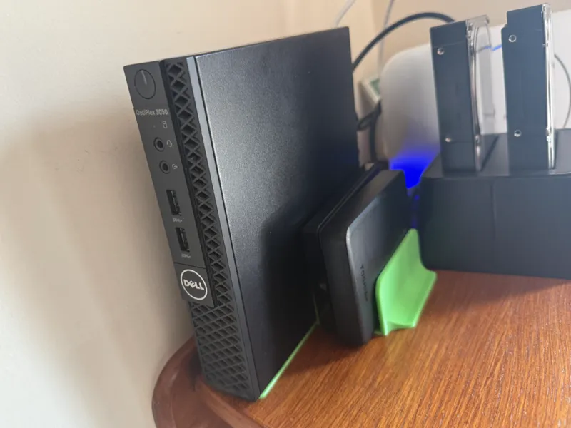 Optiplex Stand with Slots for External Hard Drives
