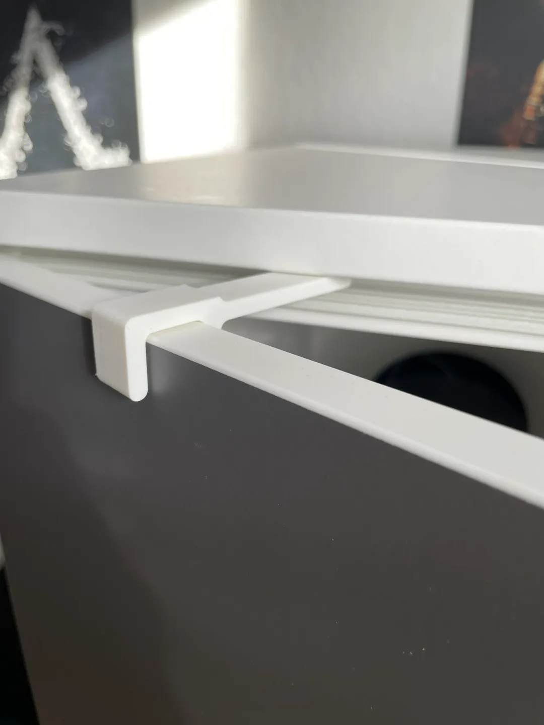 Cale de porte de placard