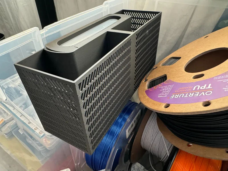 Plastic Tub Desiccant Holder