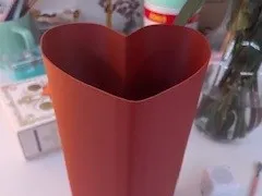 Standing Heart Vase