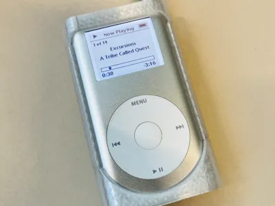 iPod Mini 1st and 2nd Gen clip and protection
