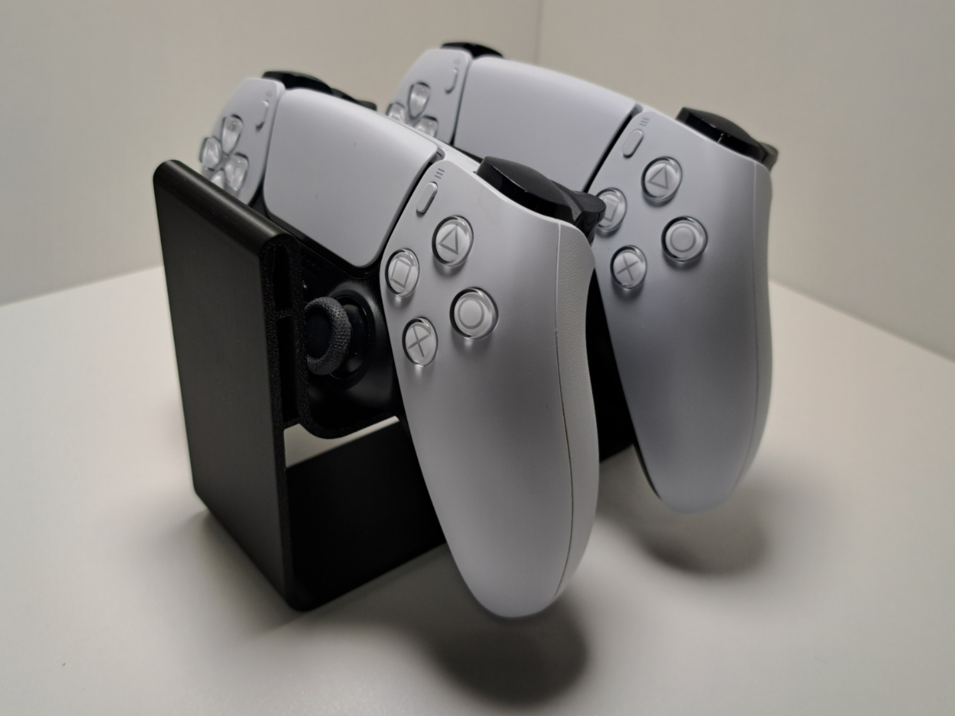 Controllerhalter PS5 / Nintendo Switch Pro (2x/3x)