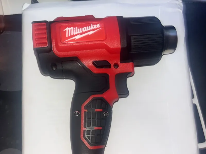 Milwaukee Logo For Tool