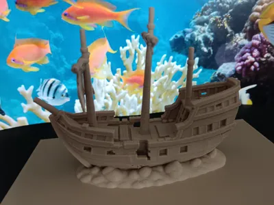 AQUARIUM - pirate ship