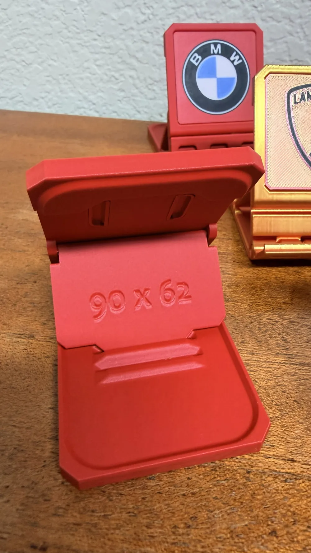 Phone Stand with Customizable Labels - Free 3D Print Model - MakerWorld