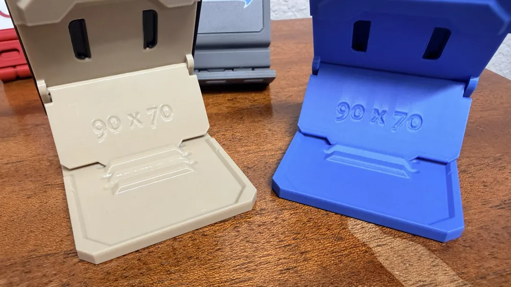 Phone Stand with Customizable Labels - Free 3D Print Model - MakerWorld
