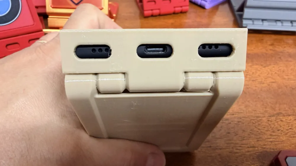 Phone Stand with Customizable Labels - Free 3D Print Model - MakerWorld