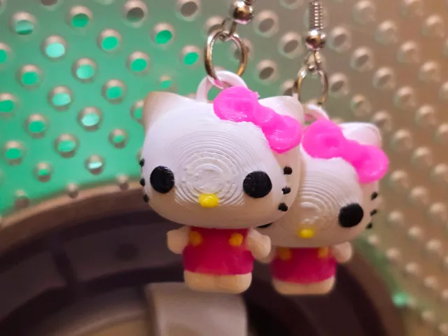 3D Hello kitty earrings (profile is smoothed)