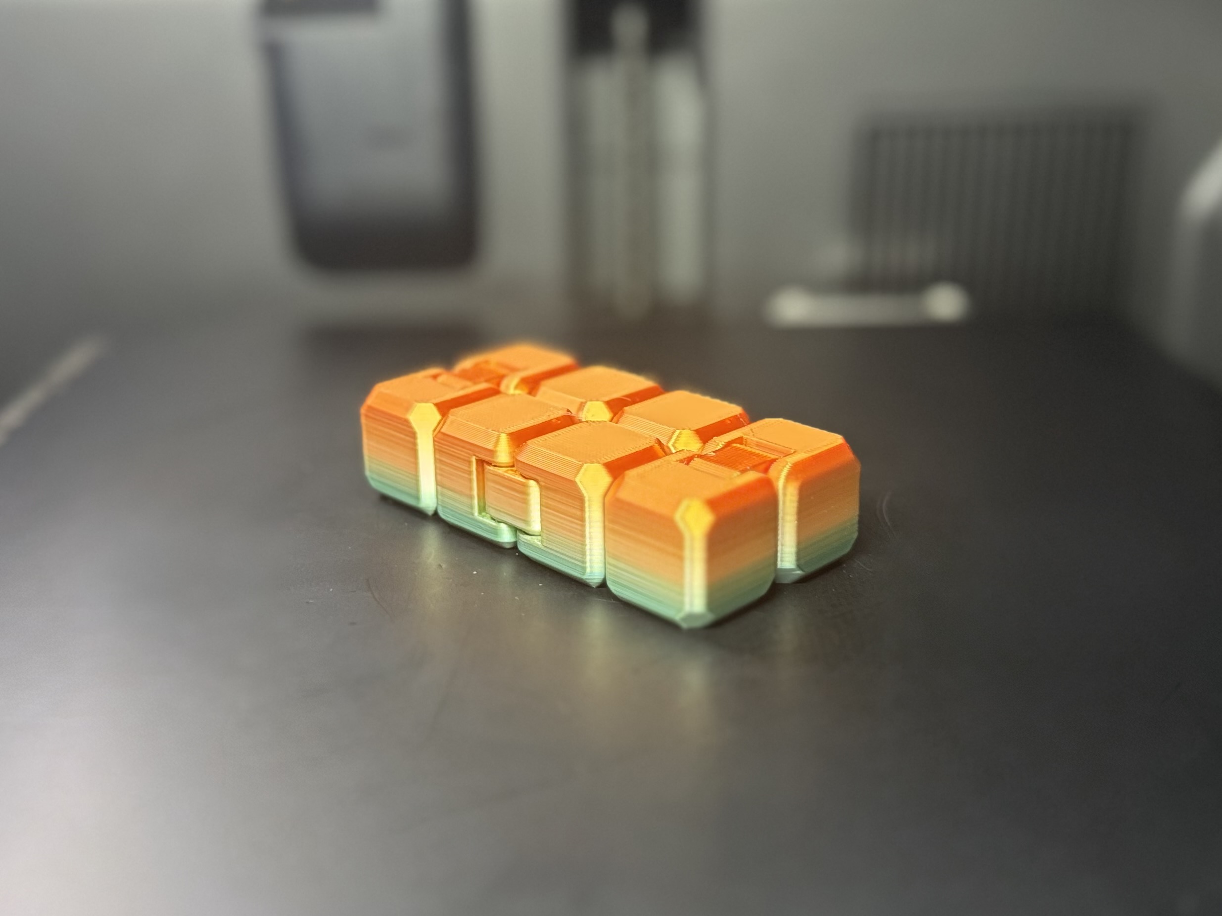 Miniatura 16 do modelo 3D Fidget Cube Toy: Angled