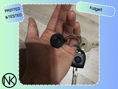Fidget keychain