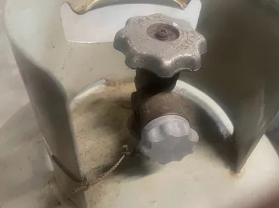 LPG Cylinder plug