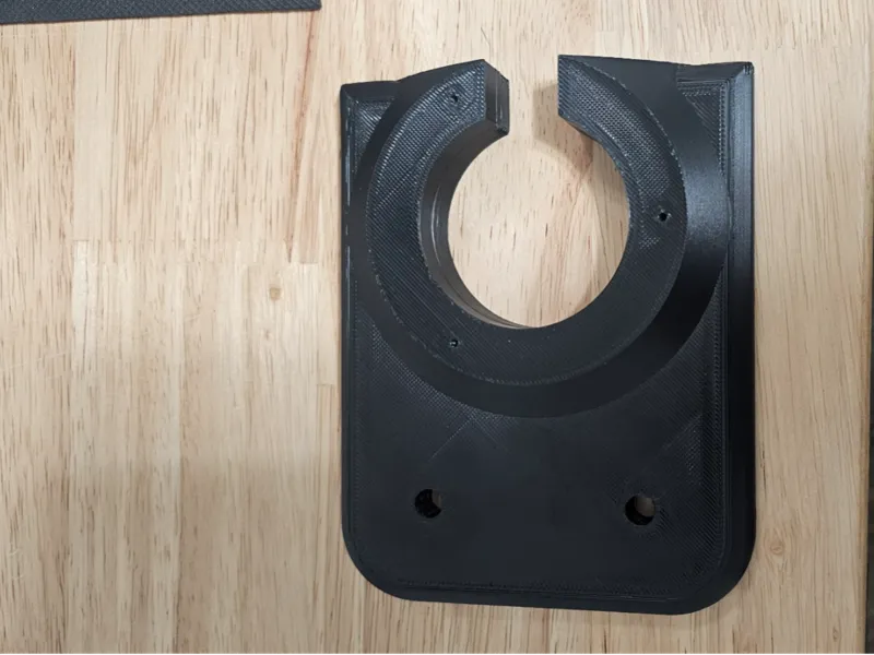 NOCO outlet flush mount