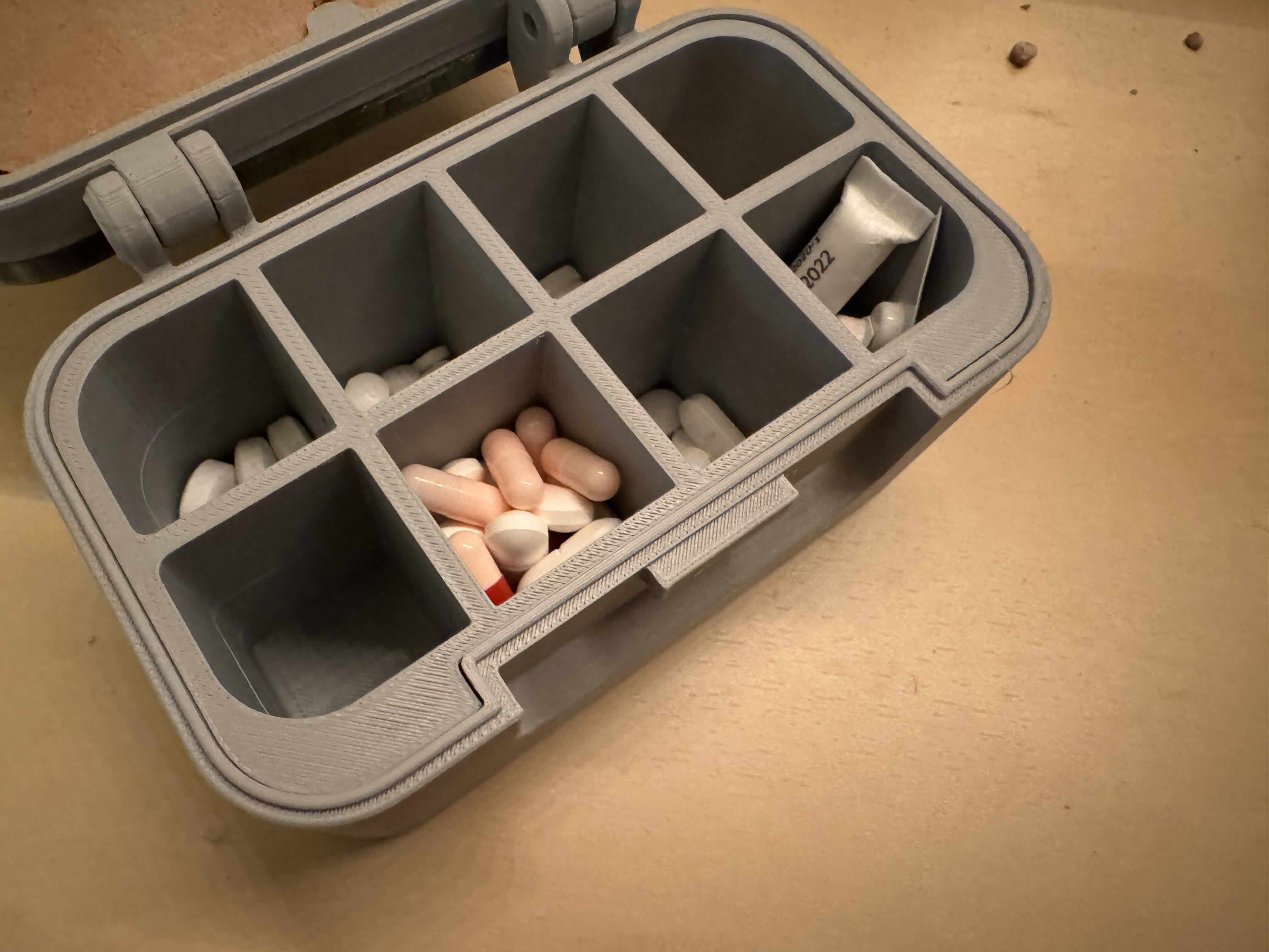 Miniatura 5 do modelo 3D Battery Container
