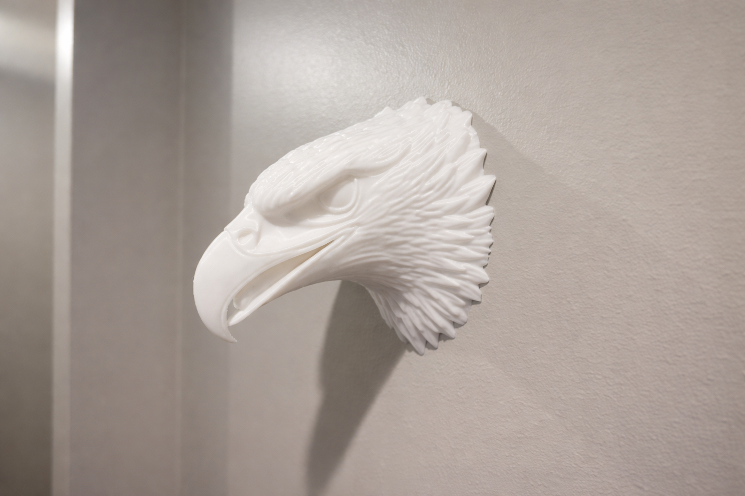 Miniatura 5 do modelo 3D Eagle Head Wall Mount 3 Sizes