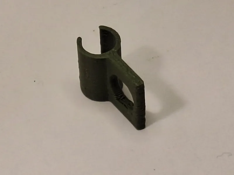 Blinds/Curtains Connector with large hole