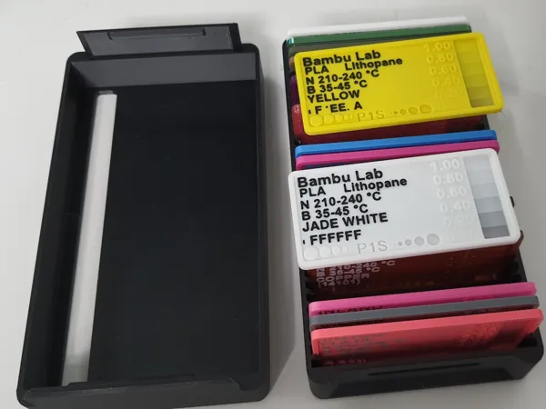 Boîte pour échantillons de filament