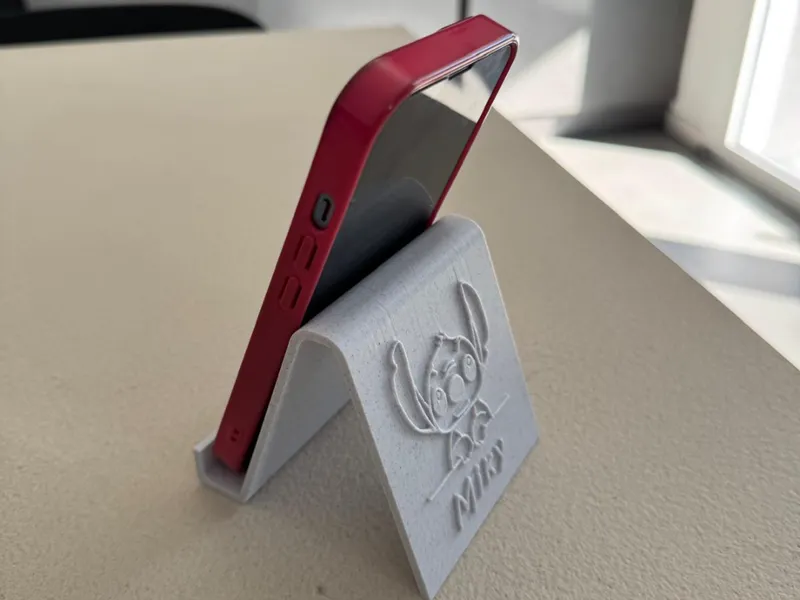 Personalized Stitch Smartphone Stand