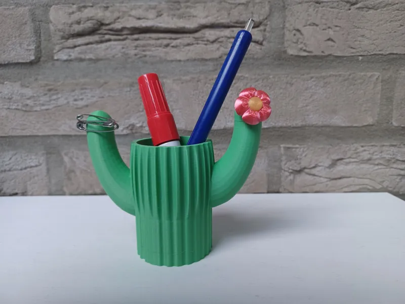 Cactus pencil holder